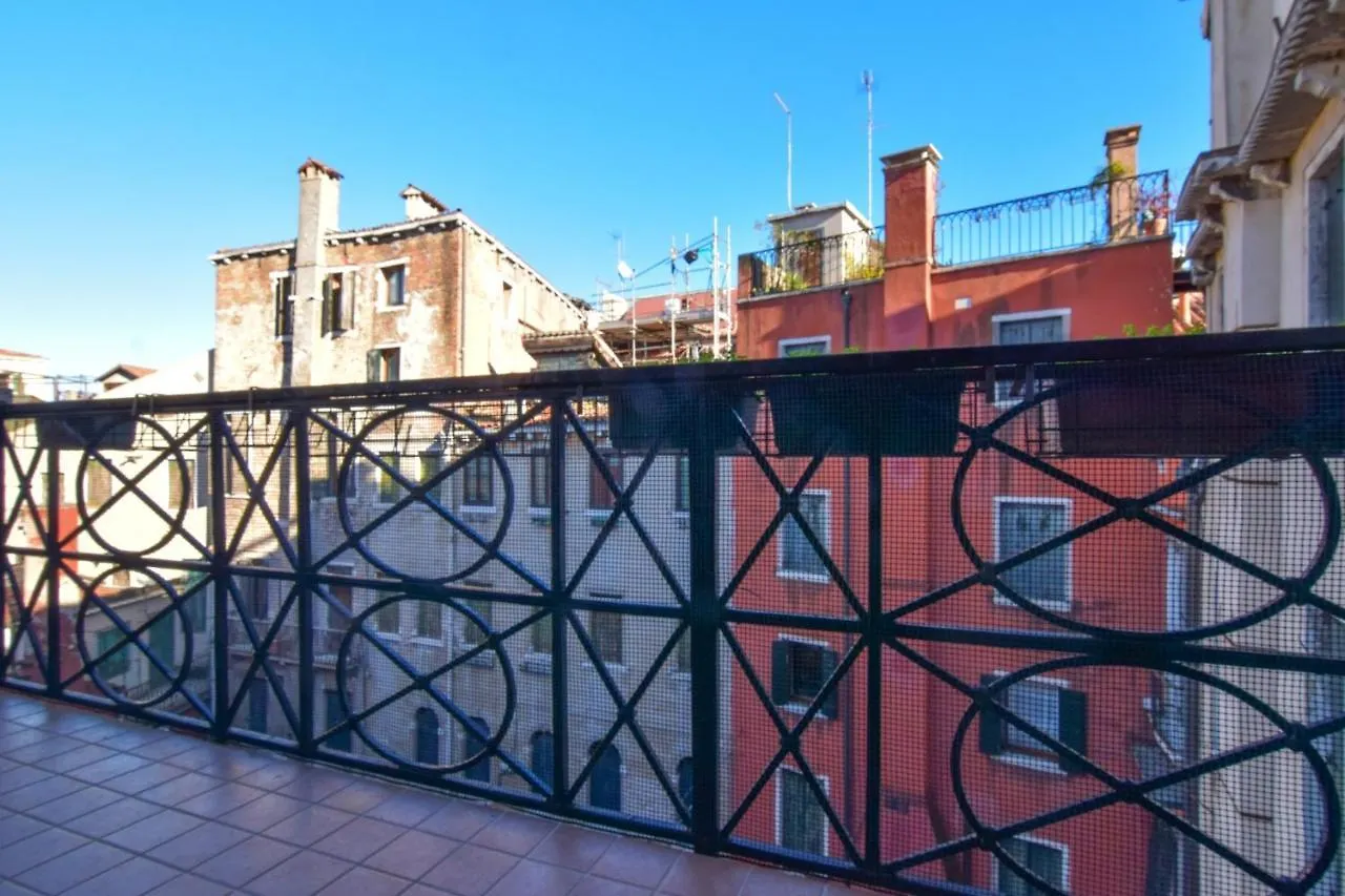 Specchieri Suite Venice Apartment